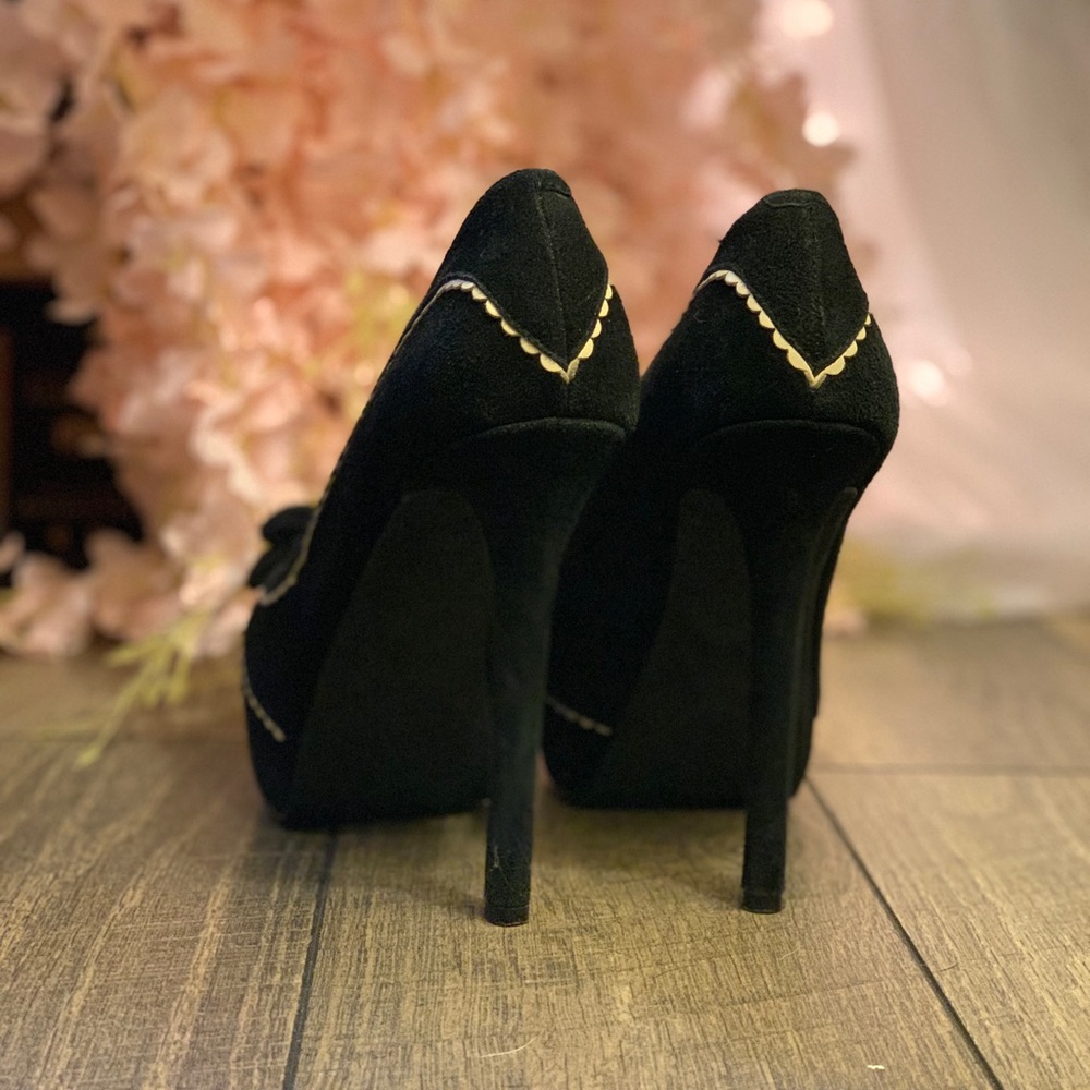 Jessica Simpson size 8 heels